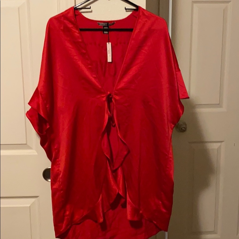 VICTORIA’S SECRET Silk robe